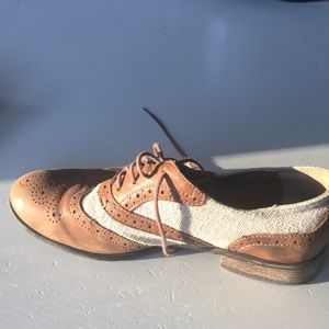 Saddle Shoes Size 37